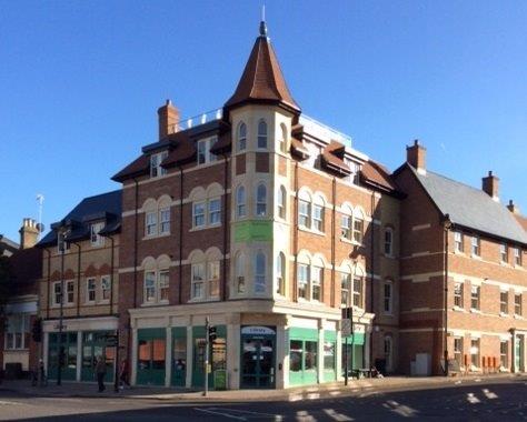 free-computer-and-tablet-access-berkhamsted-library