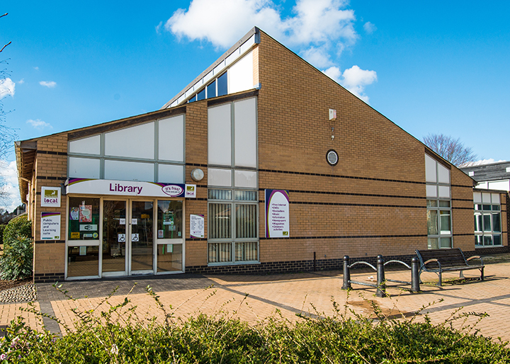 free-computer-and-tablet-access-croxley-green-library