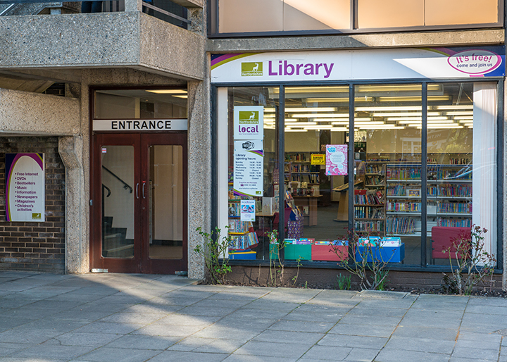 free-computer-and-tablet-access-cuffley-community-library