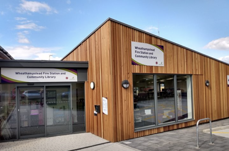 free-computer-and-tablet-access-wheathampstead-community-library